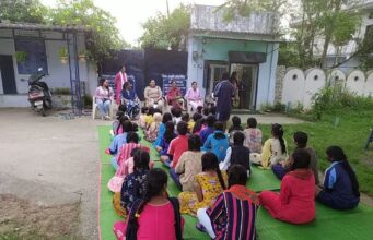 सजग कोरबा कार्यक्रम के तहत बालिका गृह मे बच्चों और लोगों को गुड टच अपडेट टच के संबंध में कार्यक्रम का आयोजन किया