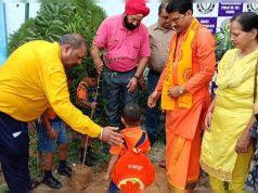 एक पेड़ माँ के नाम अभियान के तहत हरकिशन पब्लिक स्कूल में 20 पौधों का रोपण
