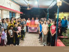भाव्या जोशी को न्याय दिलाने सड़कों पर उतरे कॉलोनीवासी, कैंडल मार्च निकाल दी श्रद्धांजलि भाव्या जोशी को न्याय दिलाने न्यू हाउसिंग बोर्ड कॉलोनी में मौन जुलूस